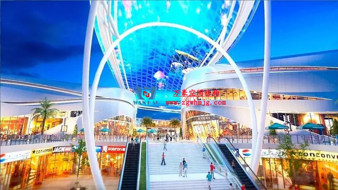 遵義高鐵新城上的一條鋼膜結構“長龍” 遵義高鐵新城上的一條鋼膜結構“長龍”