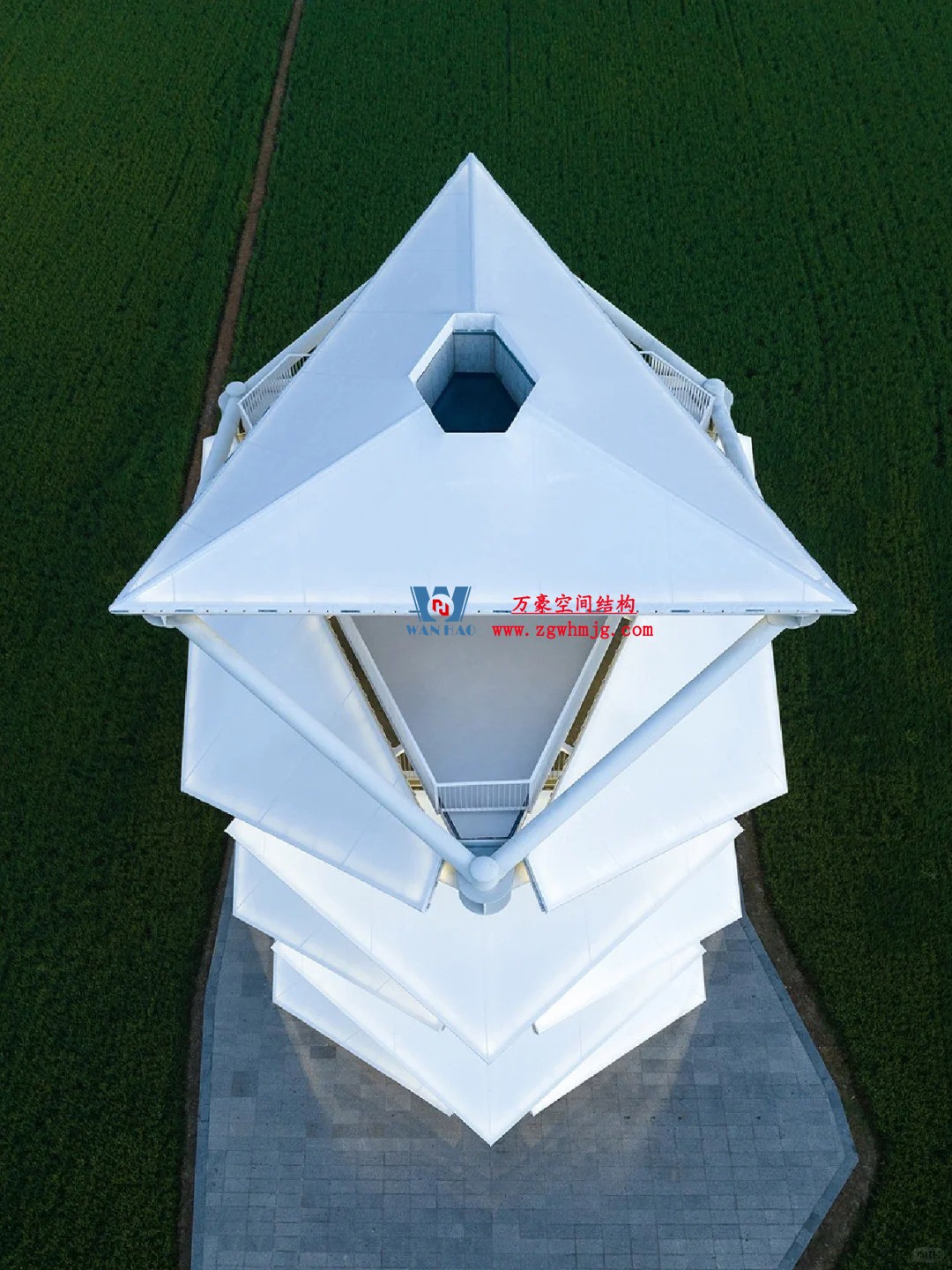 創(chuàng)意與藝術美感兼具的鋼膜結構建筑 創(chuàng)意與藝術美感兼具的鋼膜結構建筑