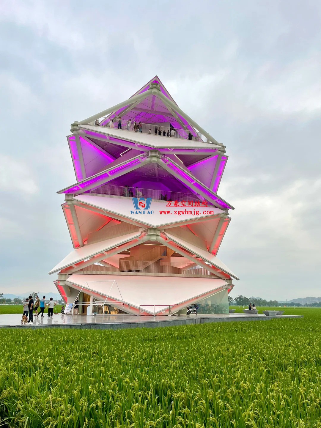 創(chuàng)意與藝術美感兼具的鋼膜結構建筑 創(chuàng)意與藝術美感兼具的鋼膜結構建筑