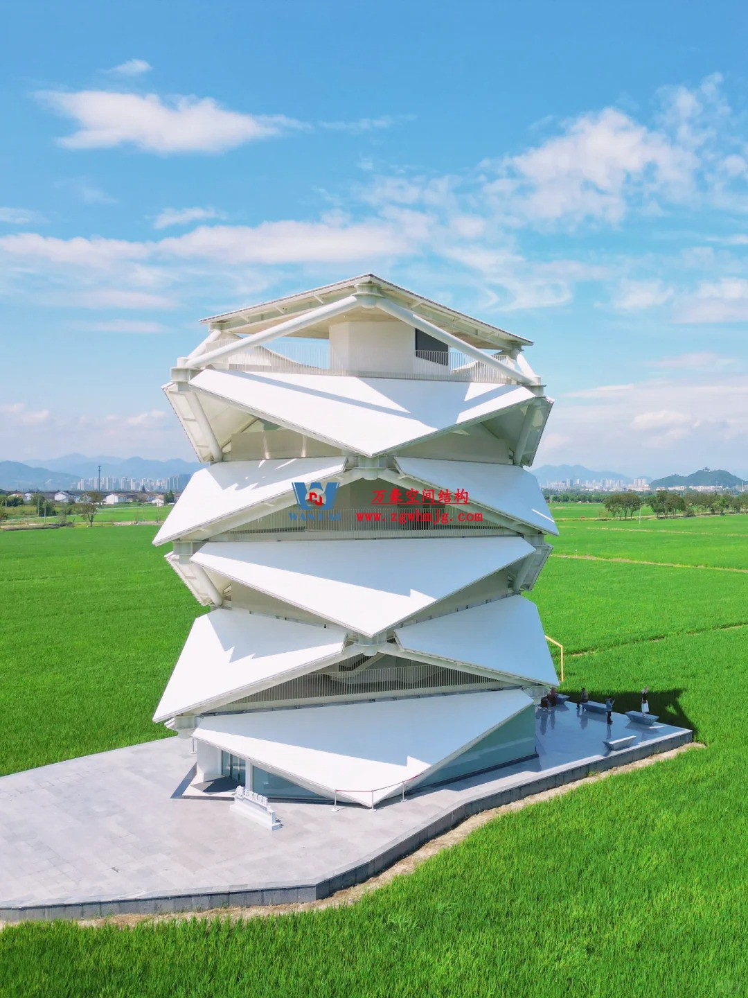 創(chuàng)意與藝術美感兼具的鋼膜結構建筑 創(chuàng)意與藝術美感兼具的鋼膜結構建筑