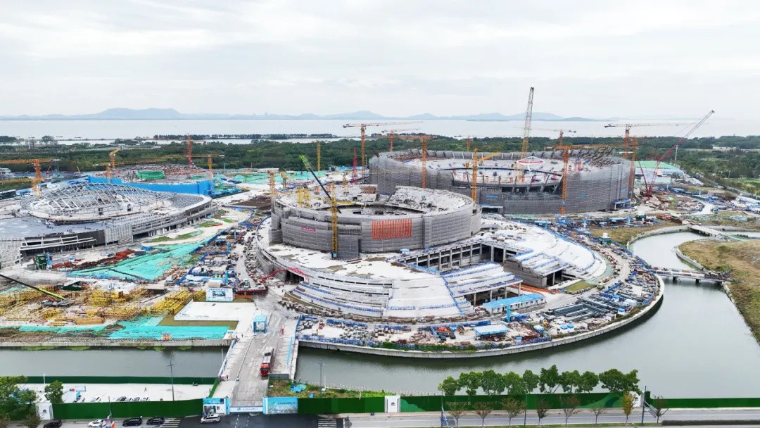 白鷺展翅，羽蝶翩飛|這個項目刷新進度條